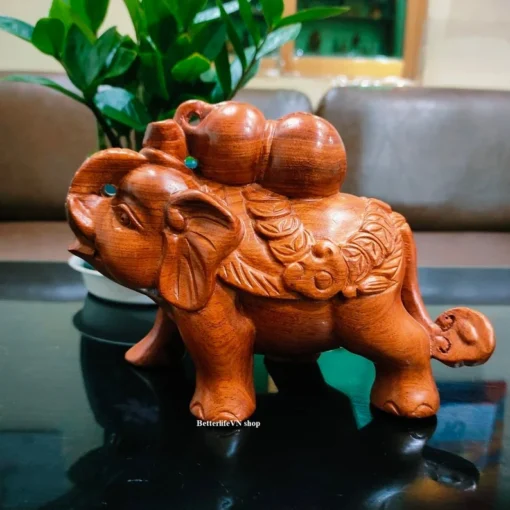 Carved Elephant Couple - 14x20x10 cm - Natural Padauk Wood - Handcrafted Décor