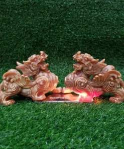 Chinese Feng Shui Pixiu Pair Sculpture - 20x12x8 cm - Wooden Dynasty-Style Wealth Attracting Statue