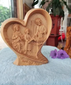 The Holy Family Figurine 5.5 x 4.7 Inches Beech Wood, Wooden Catholic Statue