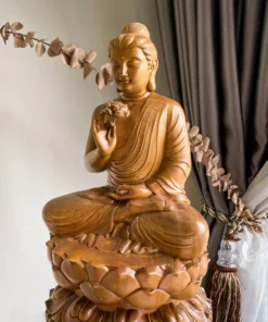 Wooden Buddha Statue - Sitting Gautama Buddha 11.8