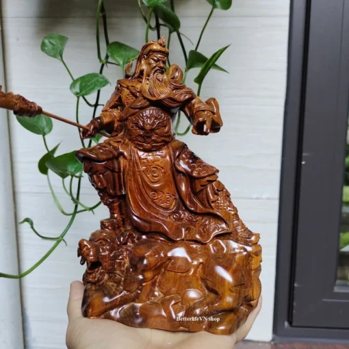 Wooden Guan Yu Statue 20x14x8 cm Green Cypress Handcrafted